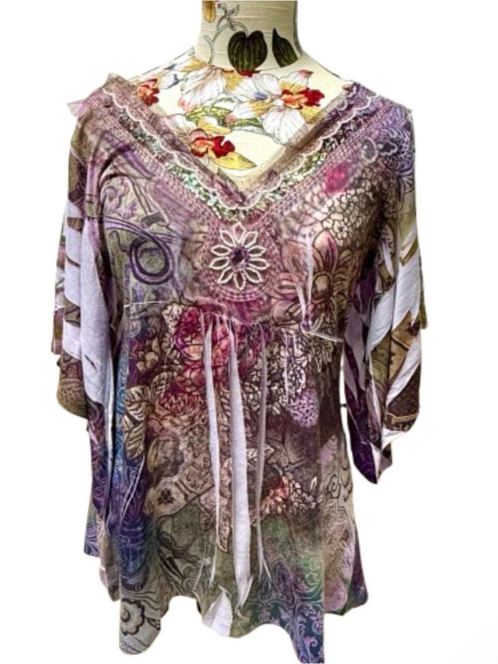 DRESS BARN EMBELLISHED FLORAL TOP SUBLIMATION DYE DESIGN TIE BACK MD PETITES